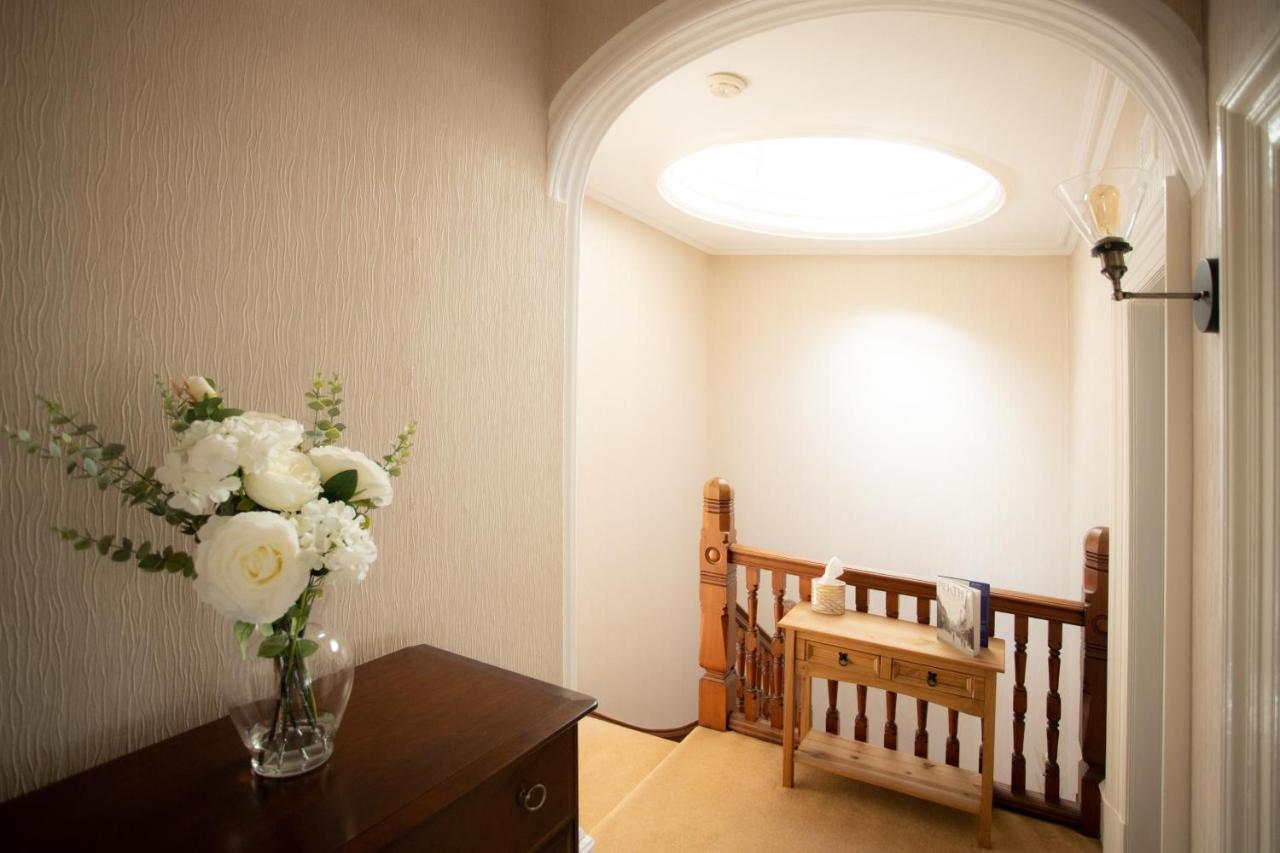3 Bedroom Villa Attached To Host Home Free Parking 퍼스 외부 사진